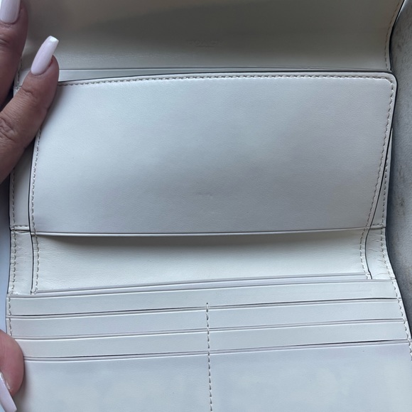 *REDUCED***Coach Signature Tri-Fold Long Leather Wallet with checkbook insert - Picture 6 of 14